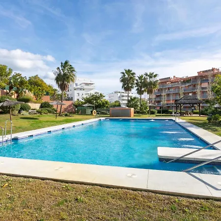 Daire Modern In With Swimming Pool
