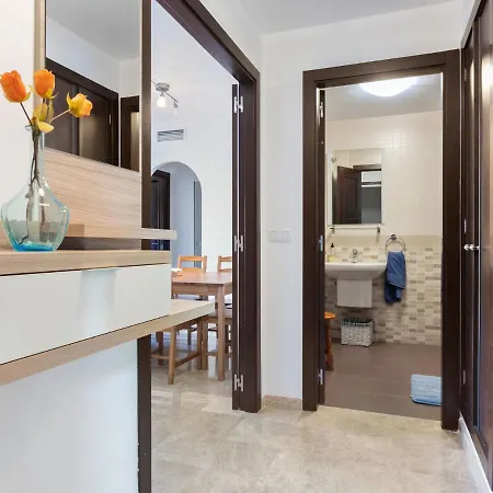 Modern In With Swimming Pool Daire *