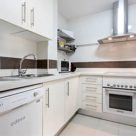 Modern In With Swimming Pool 公寓 托雷莫利诺斯