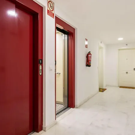 Modern In With Swimming Pool 公寓 托雷莫利诺斯
